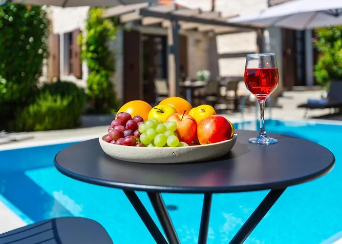 Stone Zahara Ližnjan