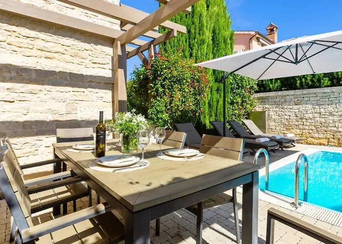 Villa Stone Zahara Ližnjan