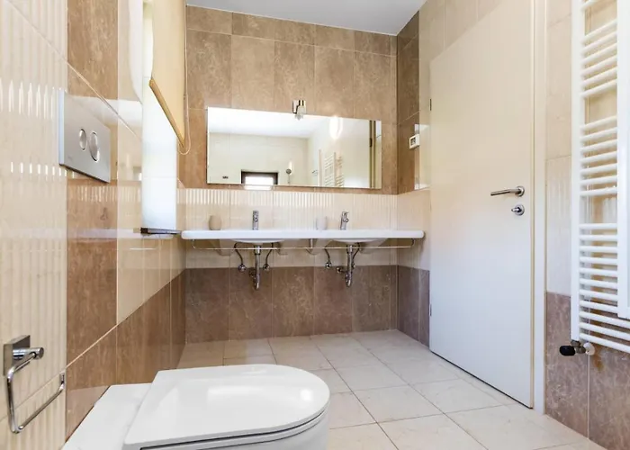 Stone Zahara 빌라 Ližnjan