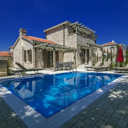 Stone Zahara Villa *